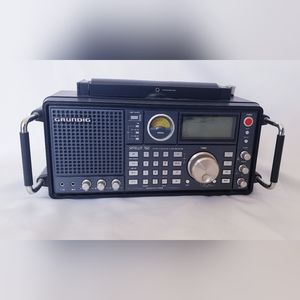 Grundig Satellite Radio